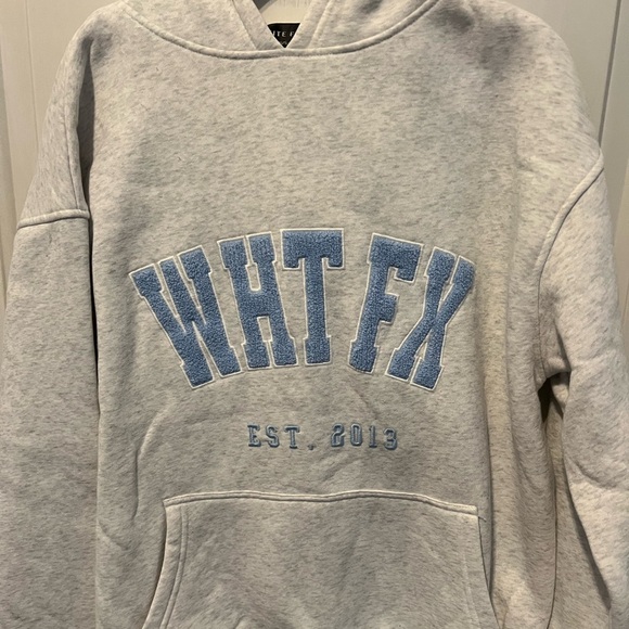 Worn Once White Fox Hoodie - Picture 1 of 2